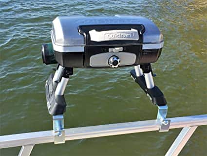 An image of the Cuisinart mounted boat grill
